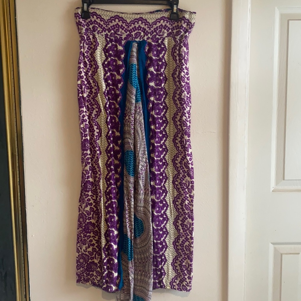 Flowy patterned pants/ skirt